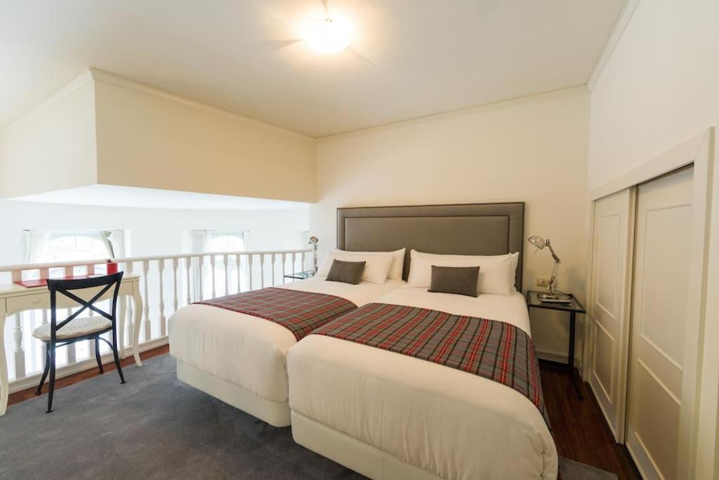 Centrico Duplex De Lujo En Vigo.アパートメント エクステリア 写真
